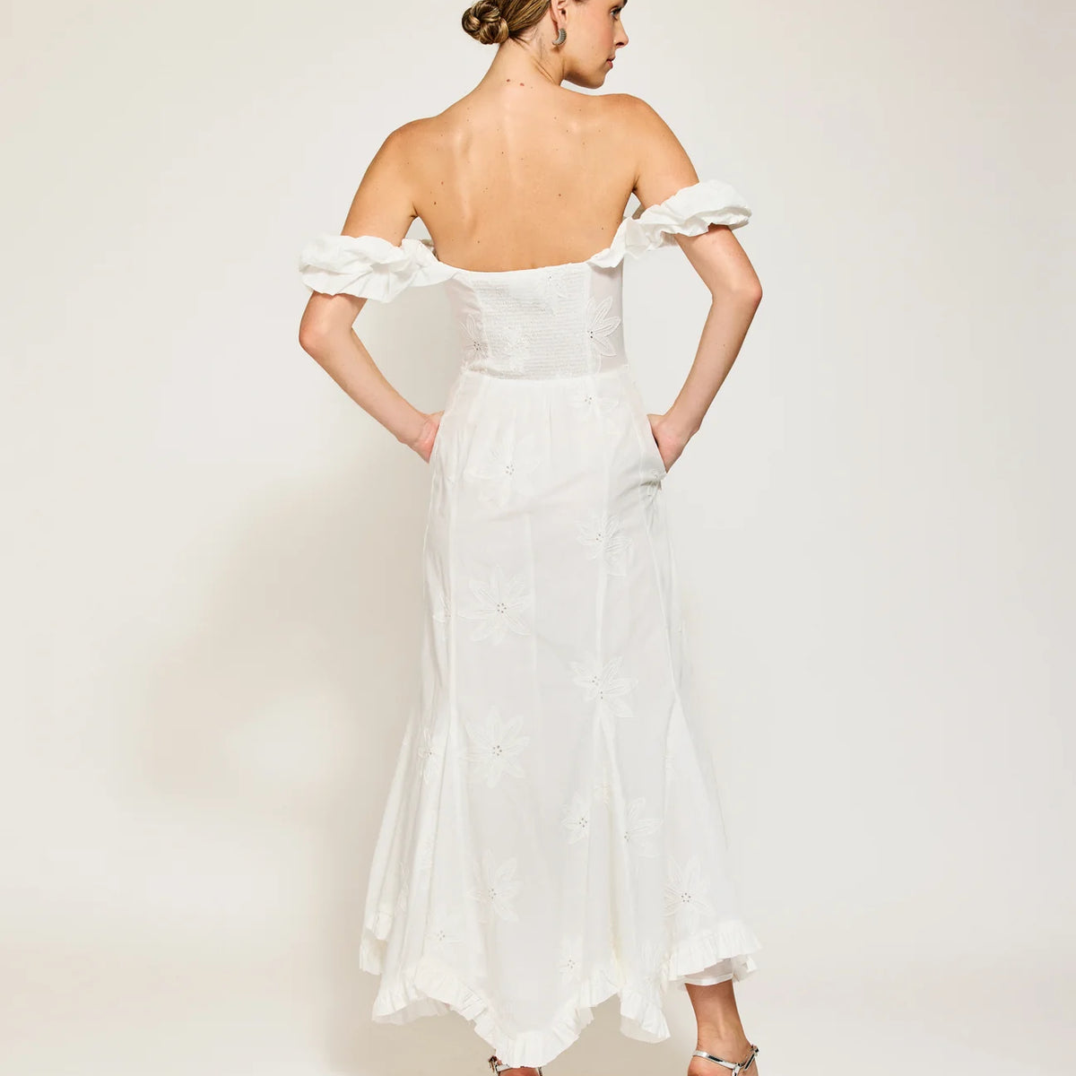 Emberly Maxi Dress – NAAZ