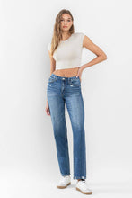 Load image into Gallery viewer, High Rise Relaxed Straight Jeans