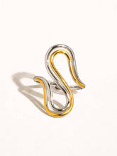 Load image into Gallery viewer, Gurvan 18K Non-Tarnish Abstract Two Tone Ring