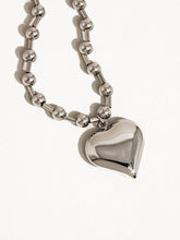 Load image into Gallery viewer, Paris 18K Gold Non-Tarnish Large Heart Chain Necklace