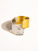 Load image into Gallery viewer, Emmy 18K Gold Non-Tarnish Textured Open Ring