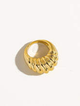 Load image into Gallery viewer, Nalani 18K GoldContemporary Croissant Ring