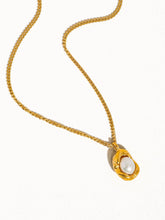 Load image into Gallery viewer, Zakai Non-Tarnish Natural Pearl Round Necklace