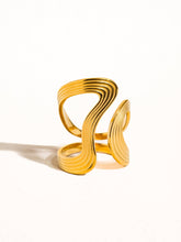 Load image into Gallery viewer, Xena 18K Gold Non-Tarnish Wavy Abstract Ring