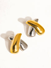 Load image into Gallery viewer, Tiphanie 18K Gold Non-Tarnish X Earring