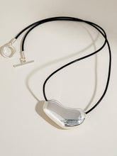 Load image into Gallery viewer, Willow White Platinum Plated Statement Heart Necklace