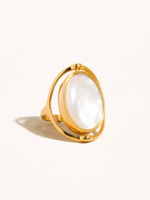 Load image into Gallery viewer, Violette 18K Gold Double-Sided Shell Ring