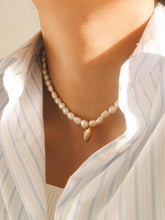 Load image into Gallery viewer, Marseille 18K Gold Non-Tarnish Classic Pearl Necklace