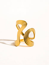 Load image into Gallery viewer, Xena 18K Gold Non-Tarnish Wavy Abstract Ring