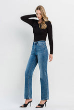 Load image into Gallery viewer, HIGH RISE STRAIGHT JEANS