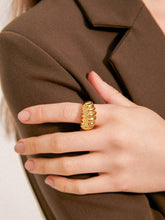 Load image into Gallery viewer, Nalani 18K GoldContemporary Croissant Ring