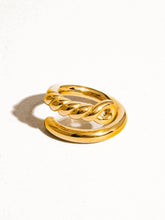 Load image into Gallery viewer, Zendaya 18K Gold Non-Tarnish Braided Ring
