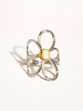 Load image into Gallery viewer, Isolde 18K Non-Tarnish Large Floral Ring