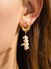 Load image into Gallery viewer, Shelby 18K Gold Non-Tarnish Resort Moon and Shell Earring