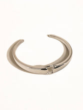Load image into Gallery viewer, Freddy 18K Non-Tarnish Modern Hoop Bangle