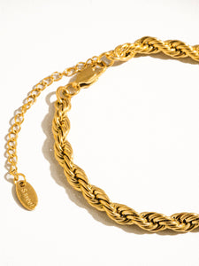 Sadie 18K Gold Non-Tarnish Braided Stackable Bracelet