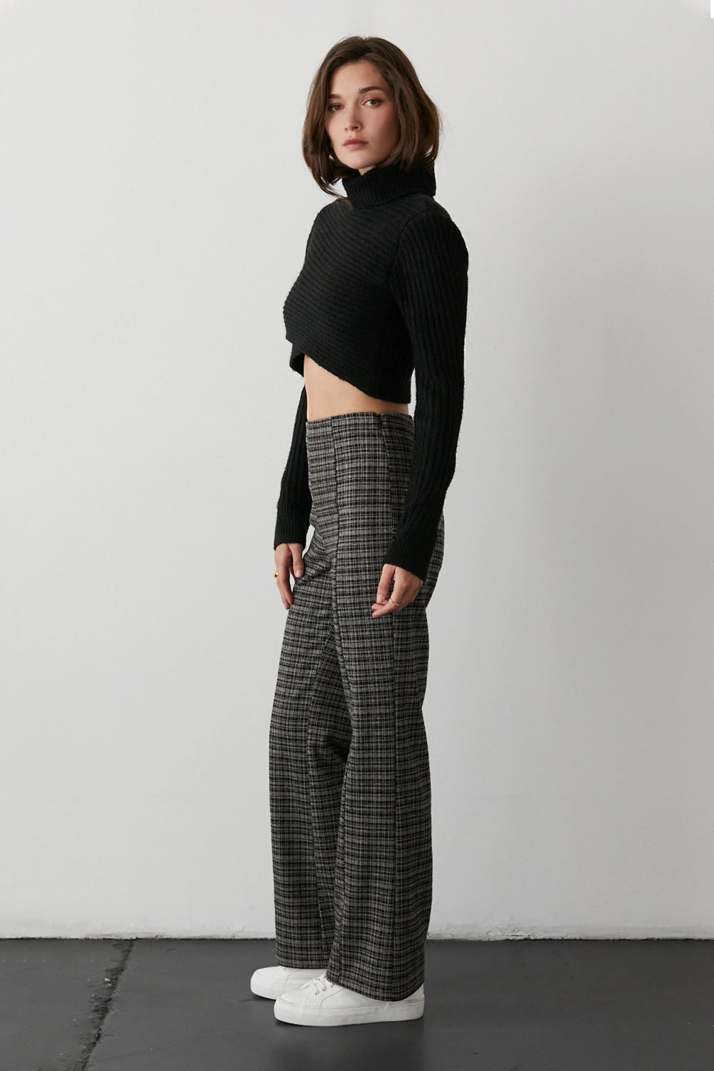 cropped black sweater , Brushed ribbed-knit sweater, Turtleneck,  Long Sleeves, Criss-Cross front hemline, Fit to bodice silhouette 