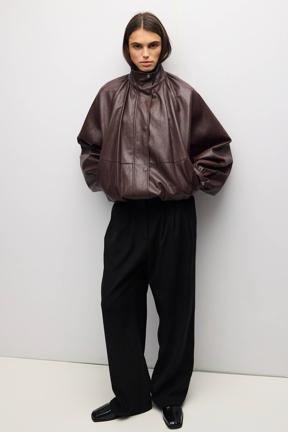 Oversized batwing sleeve pleated bomber jacket for women