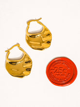Load image into Gallery viewer, Jinni 18K Gold Non-Tarnish Classic Hoop Earring