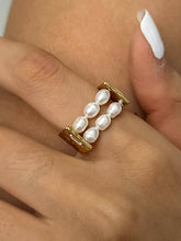 Load image into Gallery viewer, Romane 18K Gold Non-Tarnish Beaded Pearl Ring