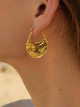 Load image into Gallery viewer, Jinni 18K Gold Non-Tarnish Classic Hoop Earring