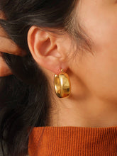 Load image into Gallery viewer, Hunter 18K Gold Non-Tarnish Classic U Hoop Earring