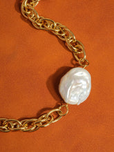 Load image into Gallery viewer, Loan 18K Non-Tarnish Bold Pearl Chain Necklace
