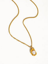 Load image into Gallery viewer, Zakai Non-Tarnish Natural Pearl Round Necklace