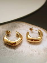 Load image into Gallery viewer, Demi 18K Gold Non-Tarnish Classic C Hoop Earring