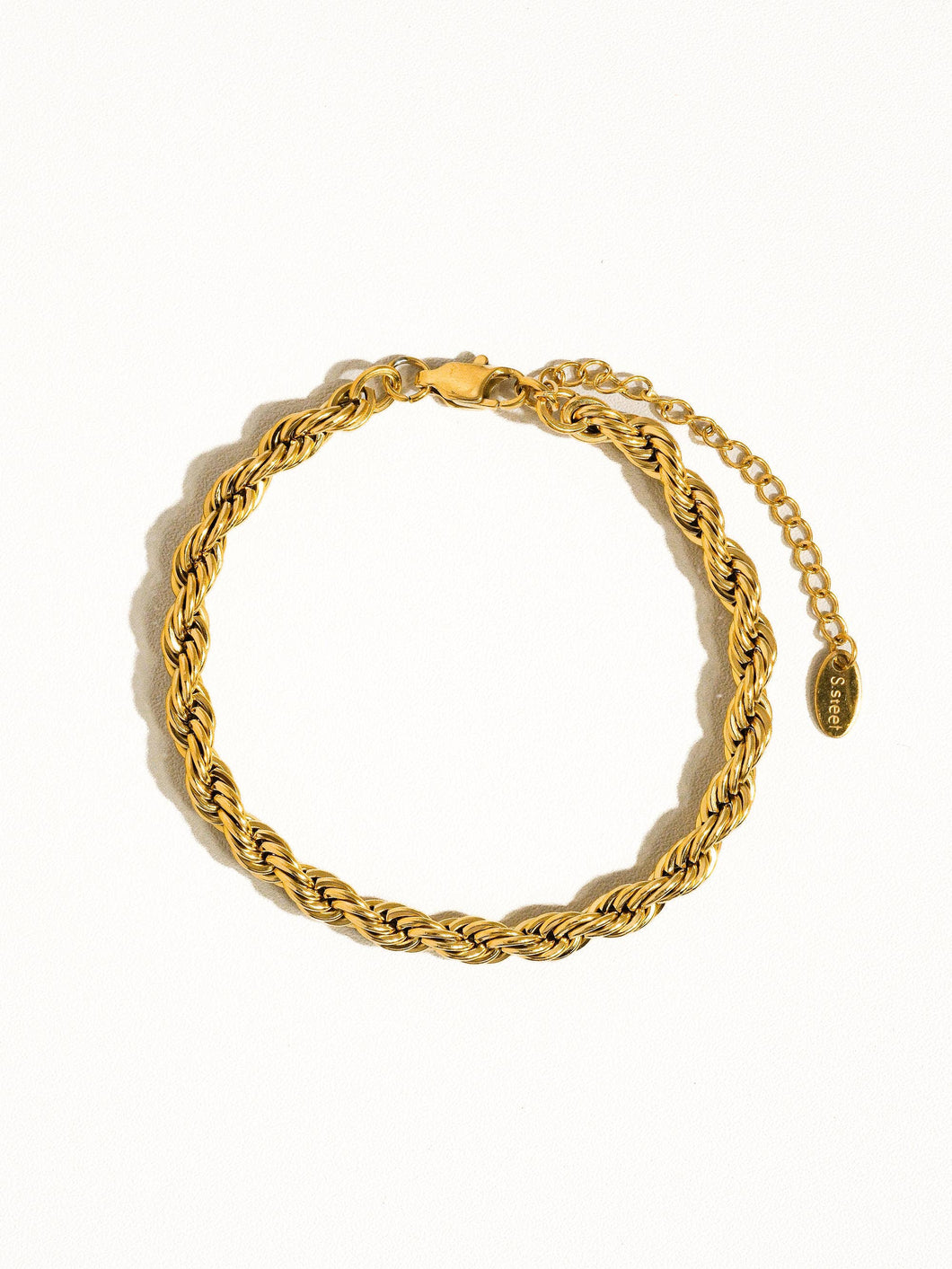 Sadie 18K Gold Non-Tarnish Braided Stackable Bracelet