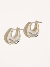 Load image into Gallery viewer, Quinn 18K Classic Droplet Hoop Earring