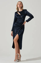 Load image into Gallery viewer, Mariposa Dress